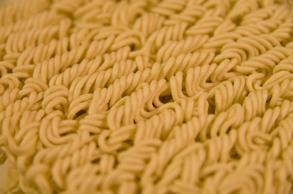 Miojo supera cigarro e vira moeda mais valiosa em prisões americanas