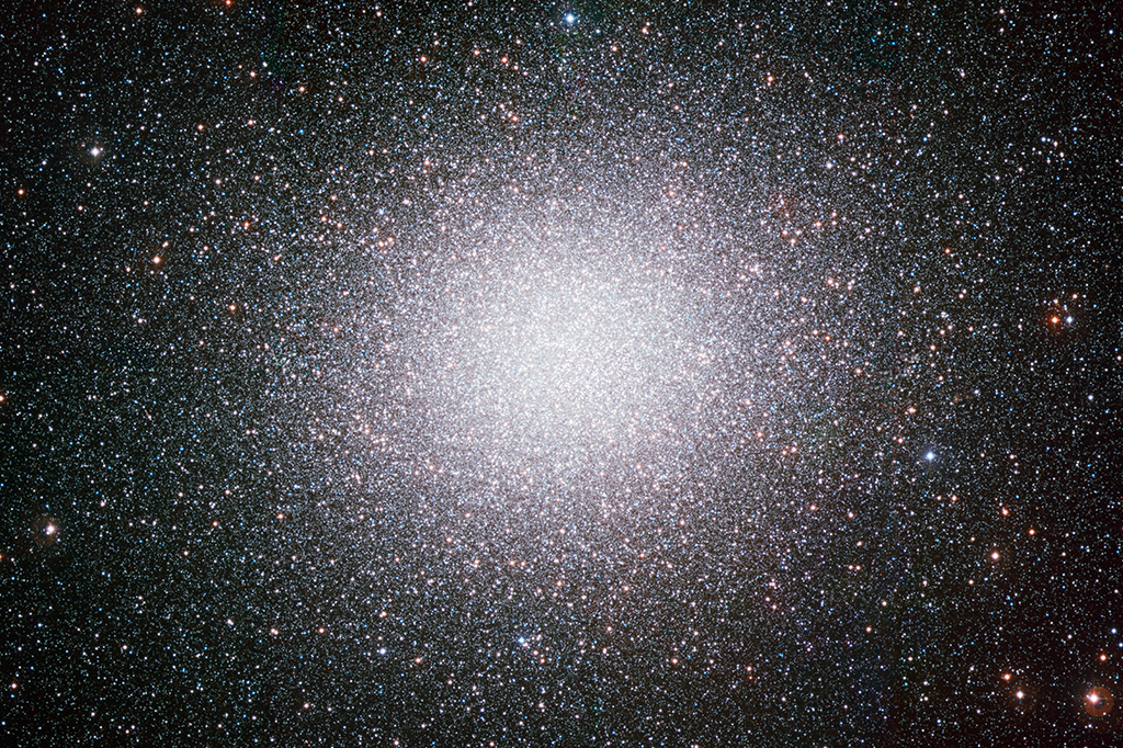 Brasileiro encontra cinco aglomerados de estrelas anciãs