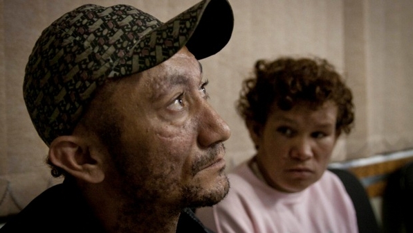 Moradores de rua encontram sacola com R$ 20 mil e entregam à polícia