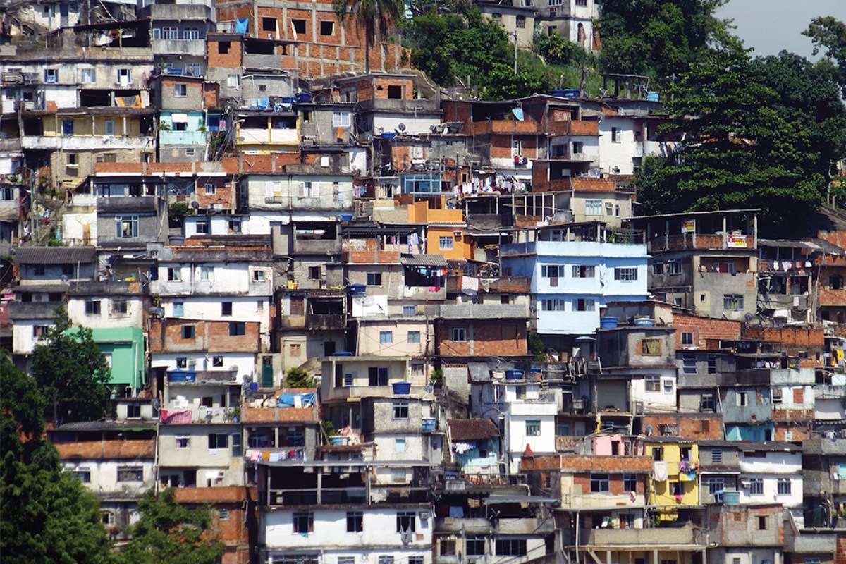 Quem tem mais favela Rio ou SP?