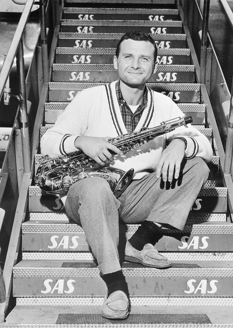 stan_getz_tenor_saxophonist_at_kastrup_airport_cph_copenhagen