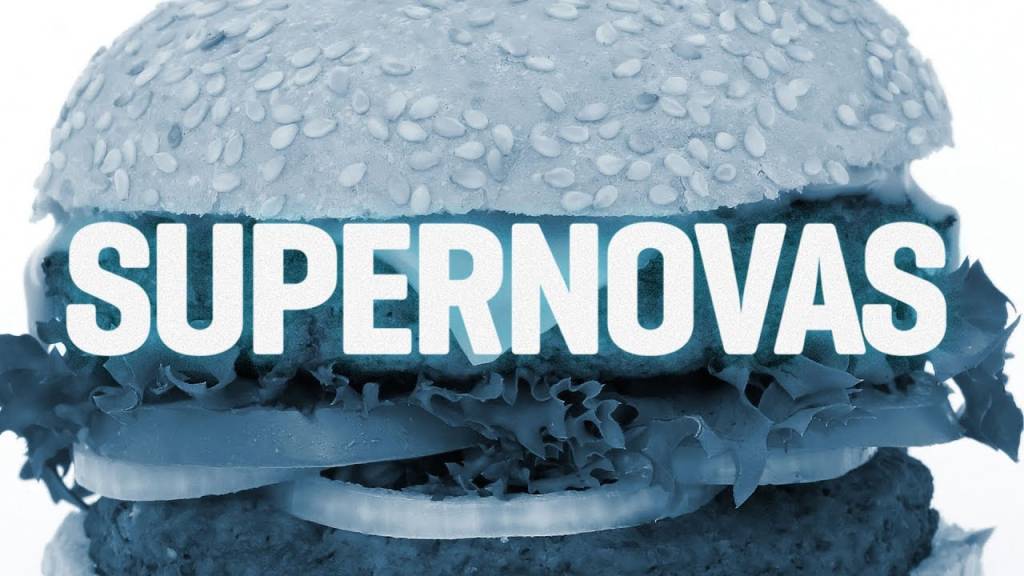 Comer muito bacon e salsicha pode contribuir para câncer de mama