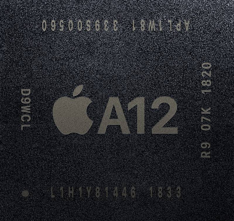 800px-Apple_A12