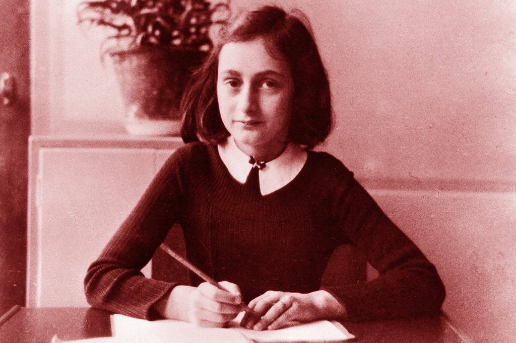 Como era o esconderijo onde viveu Anne Frank? | Super