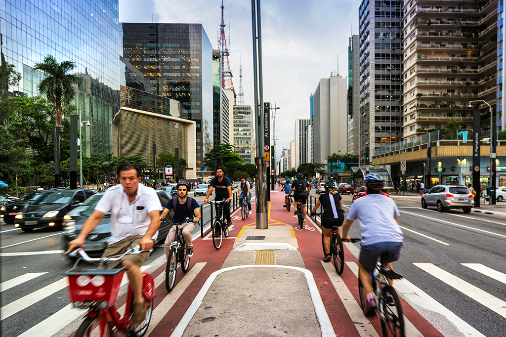 Ir ao trabalho de bicicleta aumenta a produtividade, aponta estudo