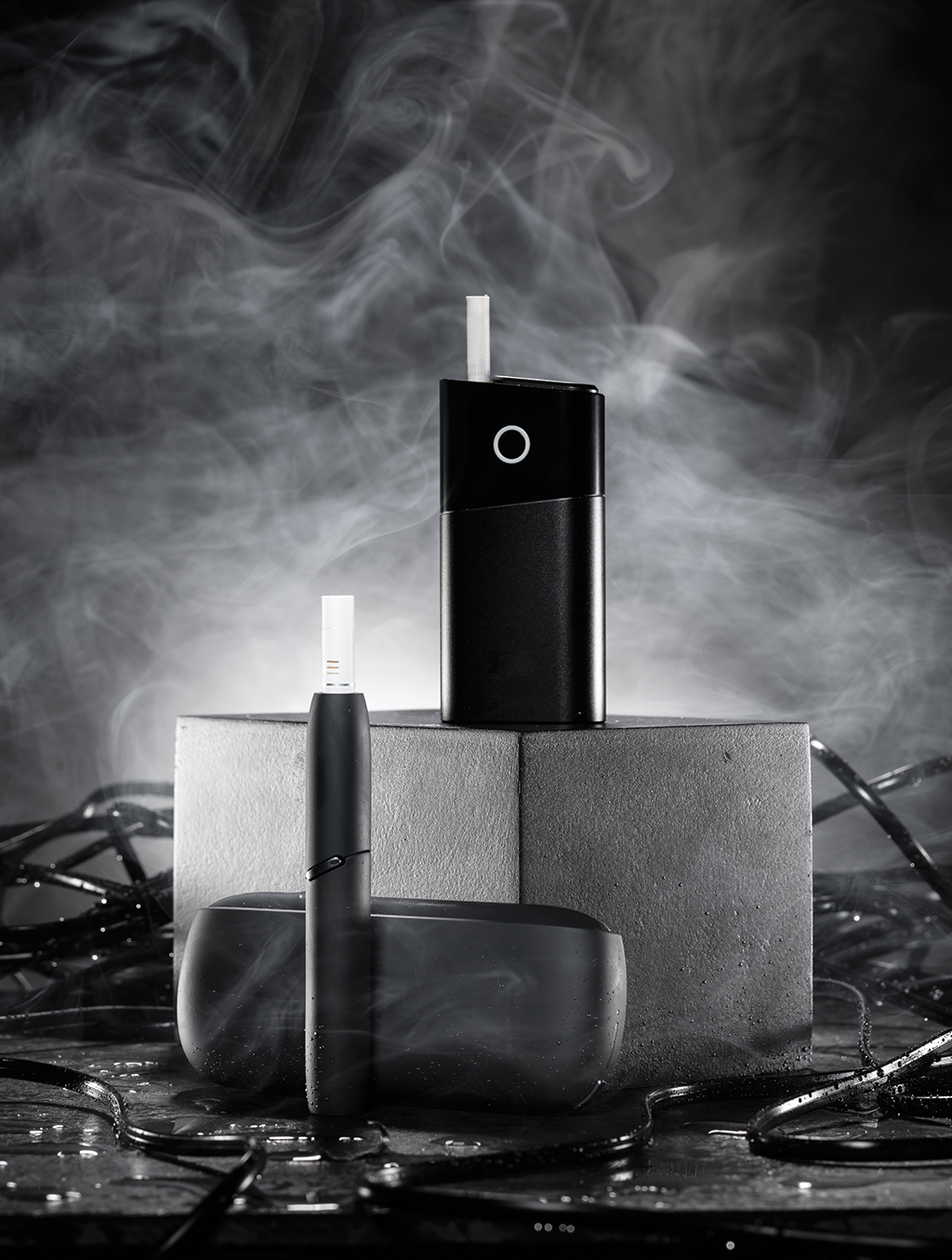 Esta é a classe dos híbridos: os cigarros eletrônicos que, em vez de vaporizar nicotina líquida, aquecem bastões de tabaco dentro destas cápsulas.
