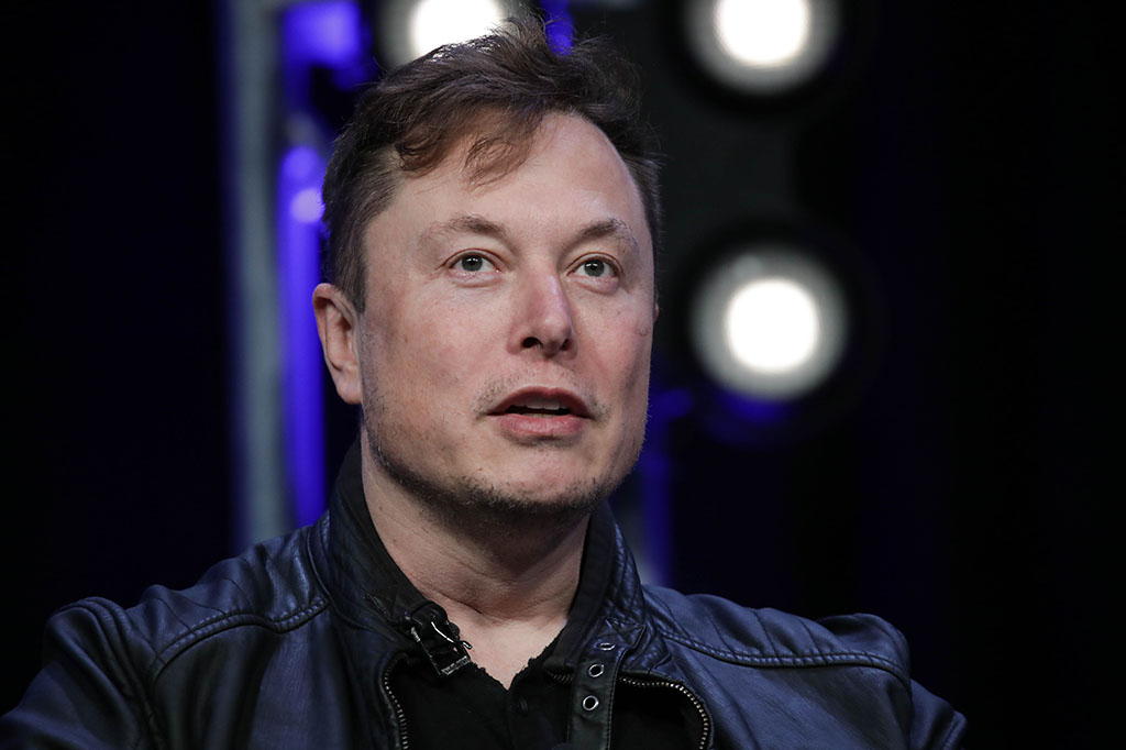 Elon Musk vai demonstrar implante cerebral da Neuralink hoje, às 19h