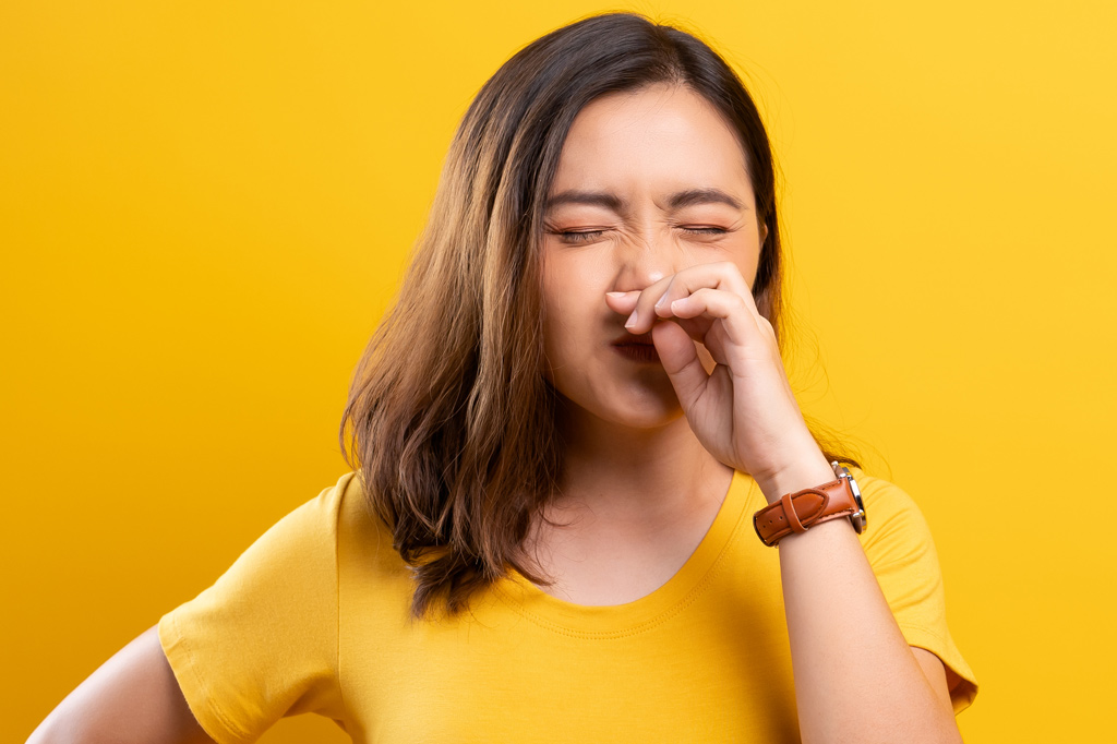 Por que perdemos a vontade de espirrar quando tapamos o nariz?