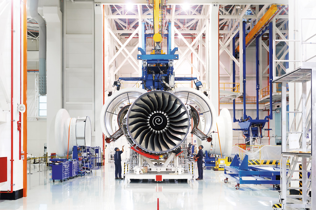 SI_Futuro_Aviacao_Cap5_2 <strong>Desde o lançamento, em 1995, a família de motores Trent ganhou sete versões – cada vez maiores e econômicas.</strong>