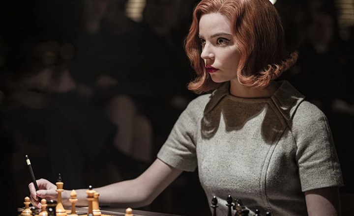 Farol Universitário on X: Xadrez é interessante e uma grande modalidade, e  podemos te provar!♟📺 Conheça a série mais assistida da Netflix O Gambito  da Rainha, que conta a história de Beth
