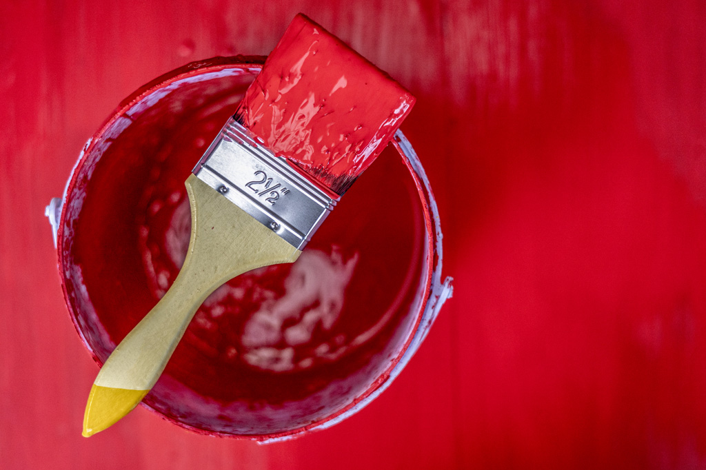 Por que “vermelho” é tão diferente em outras línguas (red, rouge, rojo etc.)?