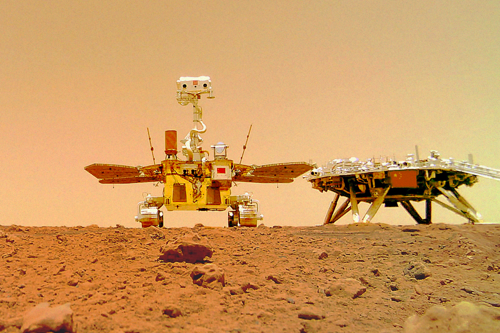Rover chinês Zhurong Mars faz “selfie” no Planeta Vermelho