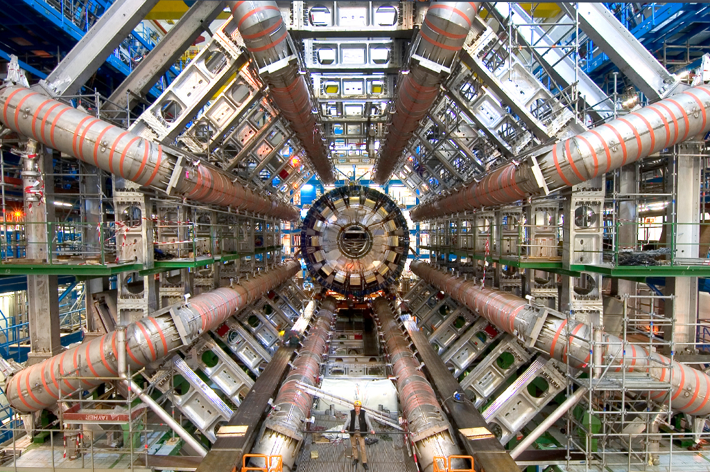 LHC, o Grande Colisor de Hádrons.