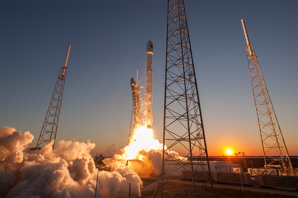 Foguete da SpaceX lançado em fevereiro de 2015.