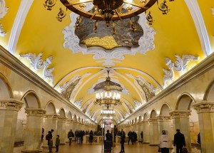Estação Komsomolskaya do metrô de Moscou