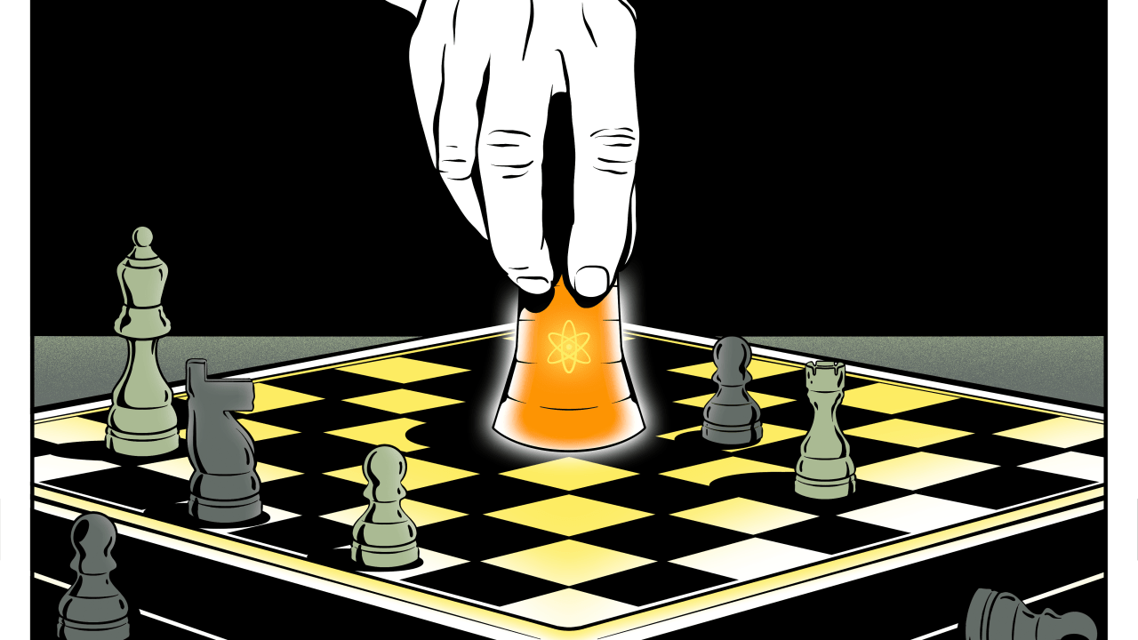 Ilustração de uma mão movimentando uma peça de xadrez no tabuleiro. A peça possui um símbolo de energia nuclear no meio.