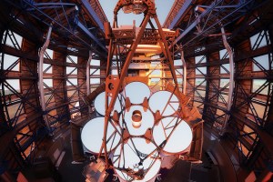 Conheça o Telescópio Gigante de Magalhães, projeto com investimento brasileiro