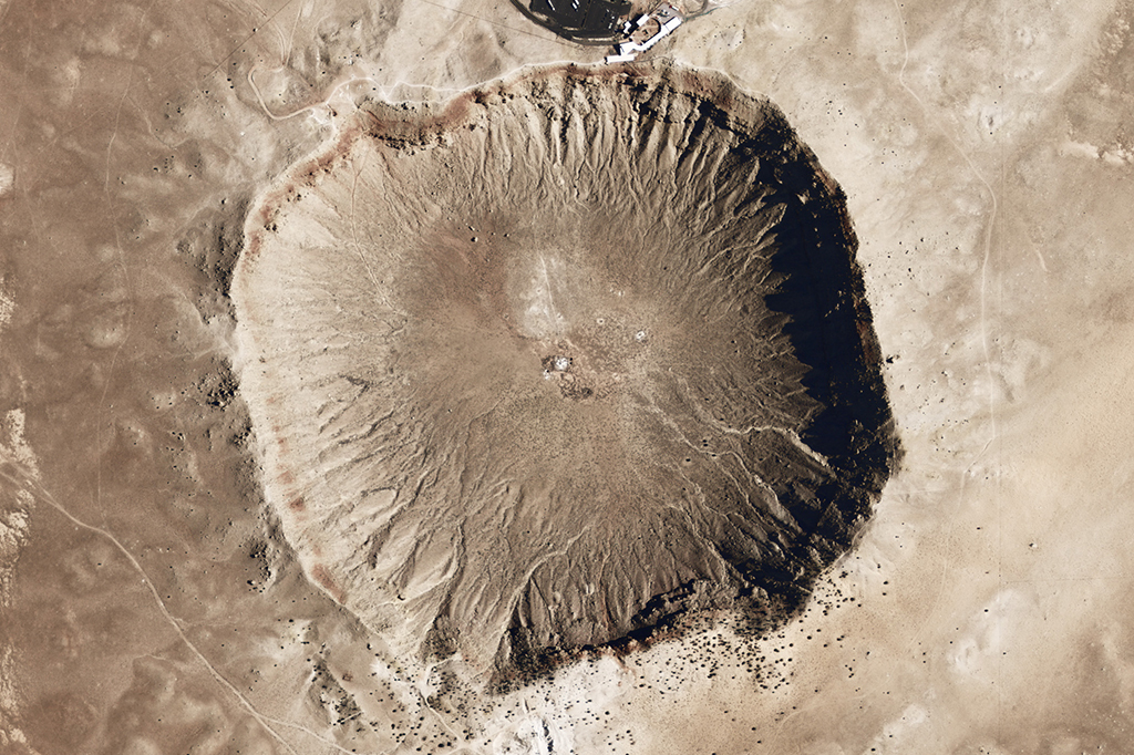 Fotografia por satélite do Meteor Crate, no Arizona, Estados Unidos.