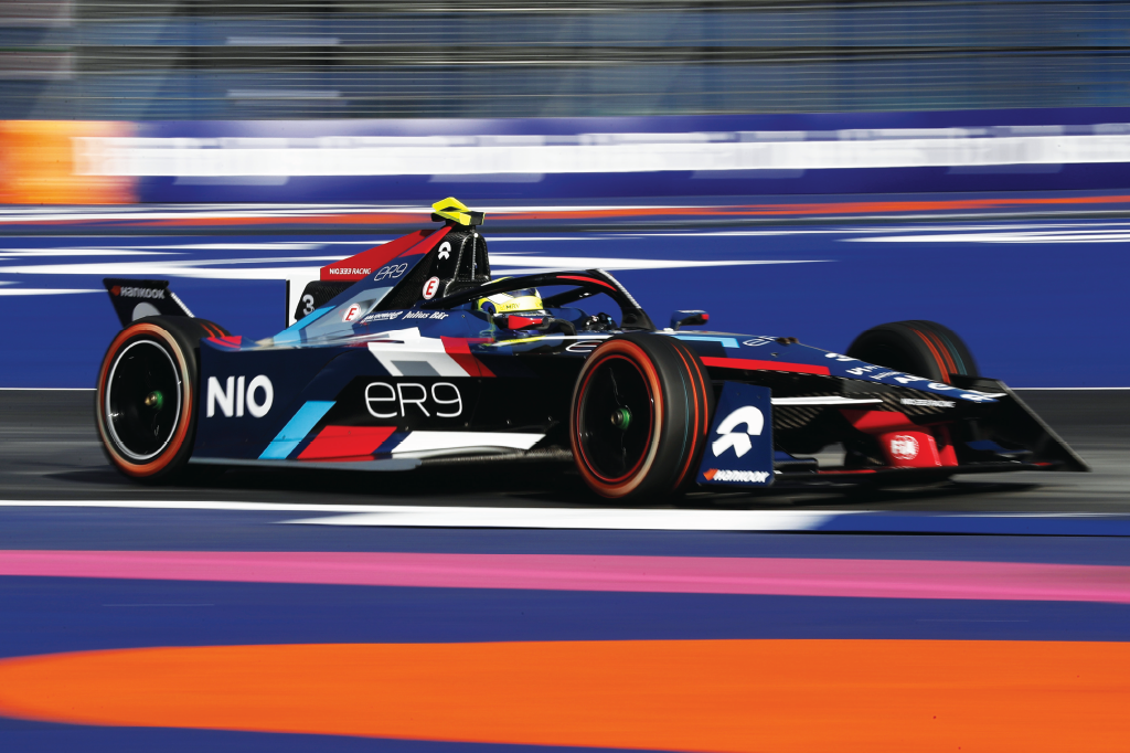 Foto de um carro da Fórmula E durante o Mexico City ePrix.