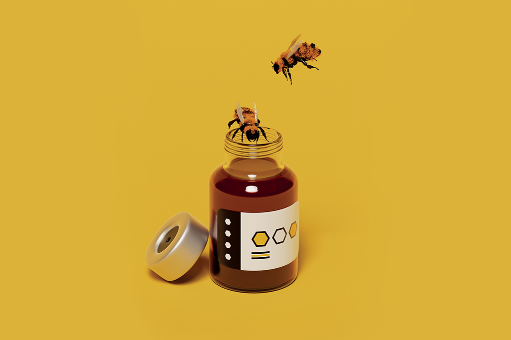 Ilustração 3D de um frasco de vacina com tampa aberta, cheio de mel, com uma abelha na borda e outra voando perto. No rótulo do frasco, ícones de favo de mel.