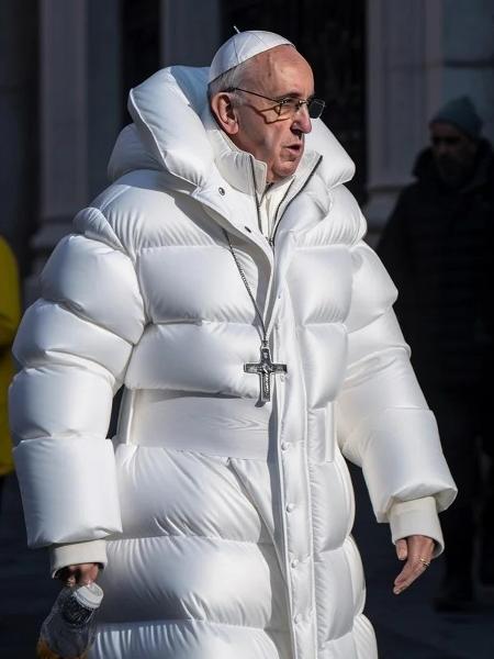 Imagem gerada por inteligência artificial do Papa Francisco vestindo uma jaqueta puffer branca.