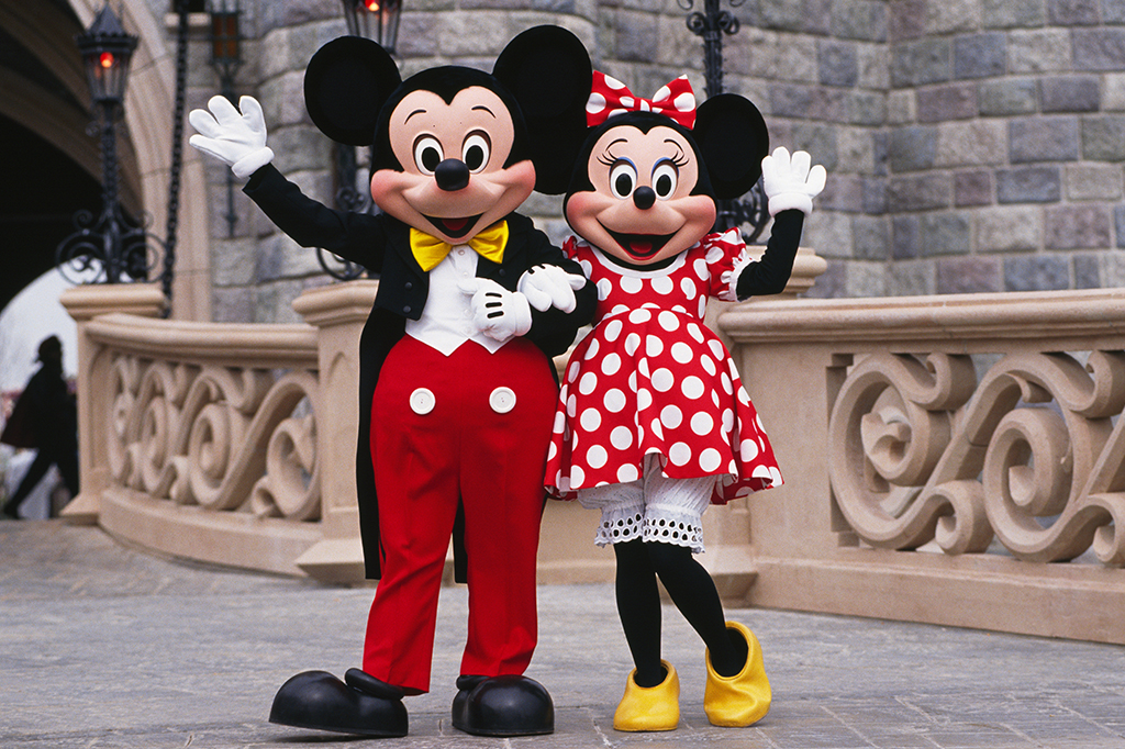 Personagens Minney e Mickey Mouse na Disneyland de Paris
