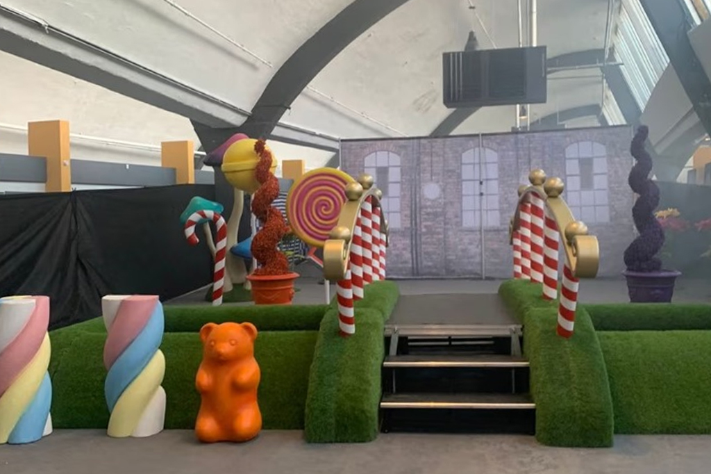 Willy Wonka: bizarra exposição em Glasgow vira caso de polícia. Entenda