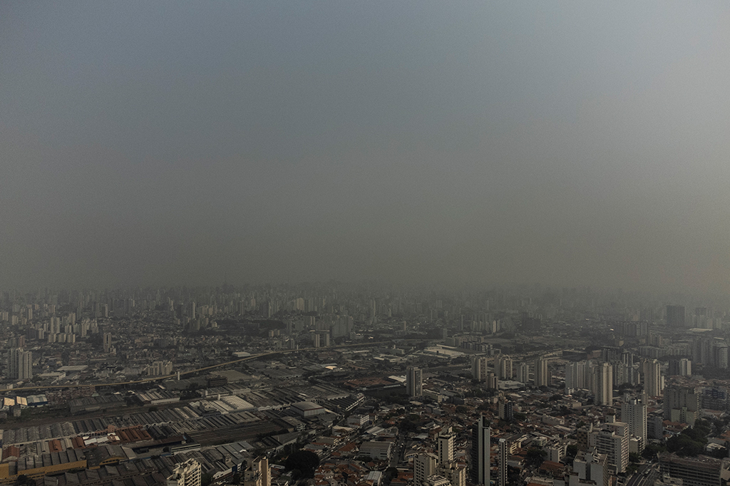 São Paulo é a metrópole com a pior qualidade de ar do mundo nesta segunda-feira