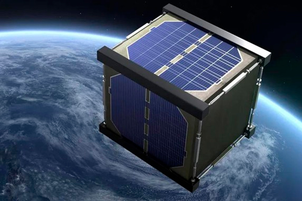 Primeiro satélite feito de madeira é lançado ao espaço