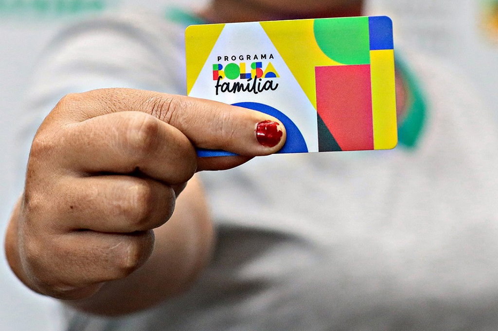 Bolsa Família evitou oito milhões de internações, mostra estudo internacional