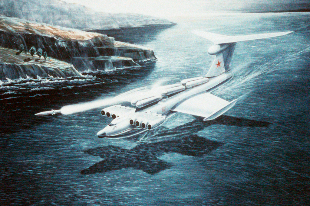 “O monstro do Mar Cáspio”: os ecranoplanos da URSS que voavam a 10 m de altura