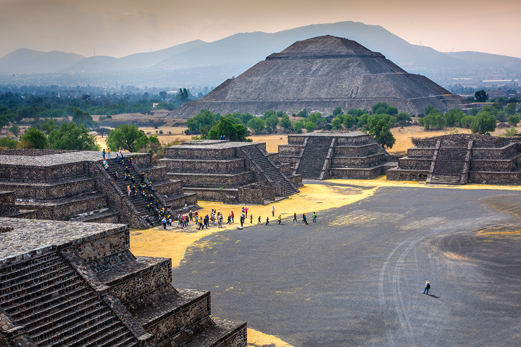 1004-maialayout_site3 Fotografia da Pirâmide do Sol fazia parte de uma antiga cidade mesoamericana chamada Teotihuacan, no Vale do México. É a terceira maior pirâmide do mundo e o local é Patrimônio Mundial da UNESCO.