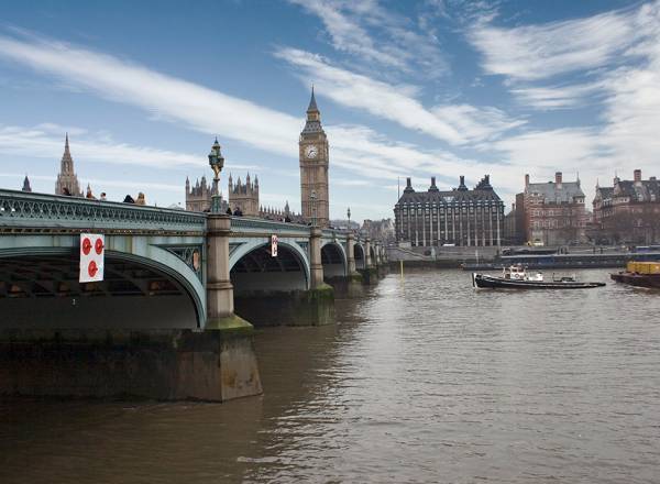 Fotografia do Rio Tâmisa em Londres.