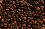 Imagem de grãos de café torrado.