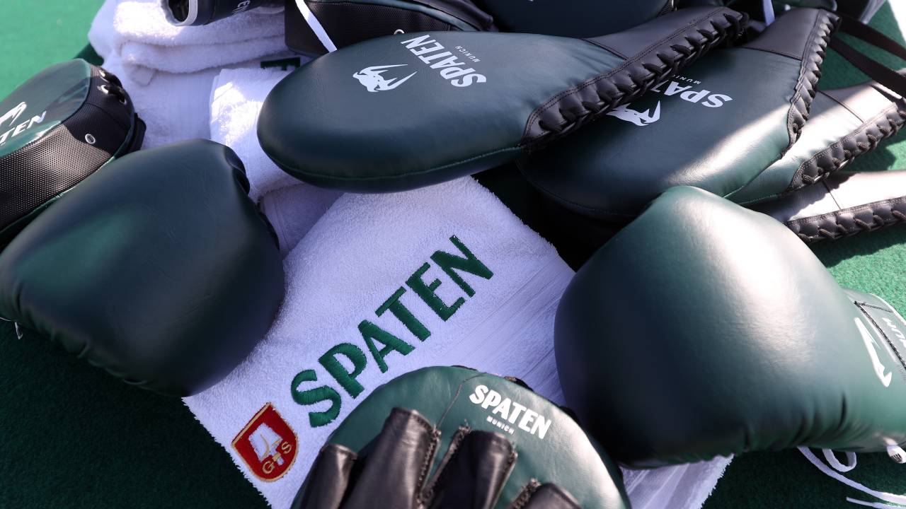 Spaten revive embates clássicos e visa futuro do boxe e Spaten Fight Night 2