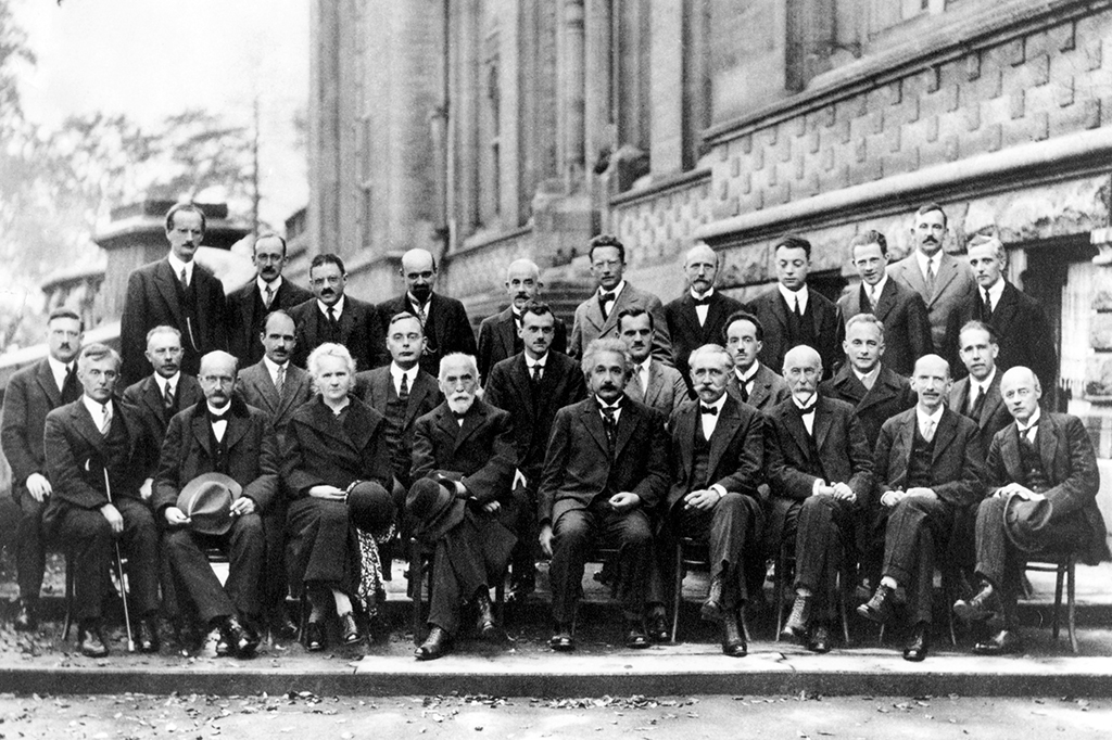 Fotografia da Quinta Confer&ecirc;ncia Solvay (1927).