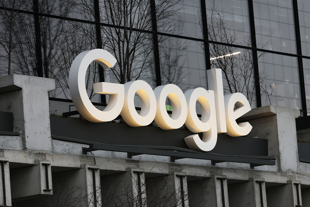 Google troca títulos de reportagens por versões geradas por IA