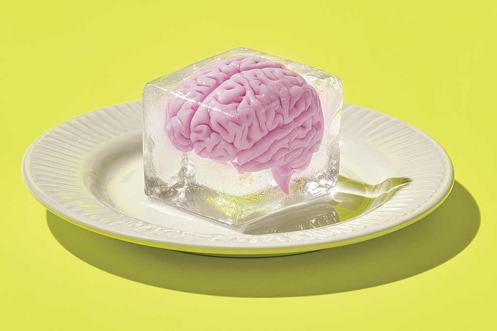 Imagem conceitual, em fundo verde limão, de um cérebro humano dentro de um cubo de gelo em cima de um prato de porcelana.