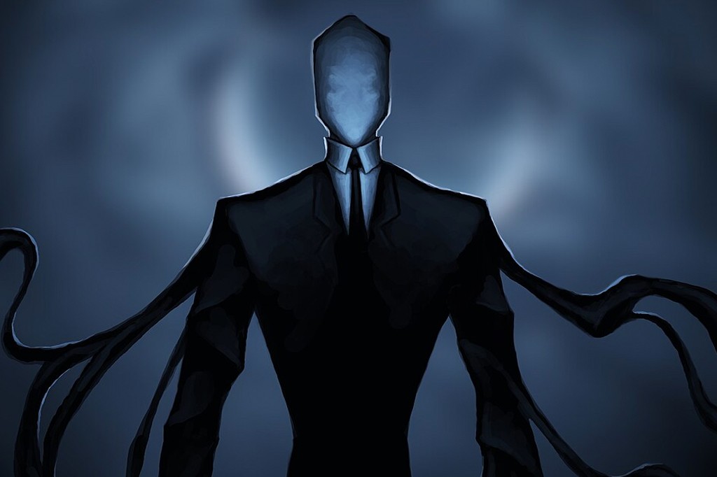 Ilustra&ccedil;&atilde;o de Slender Man, figura alta e esguia em terno preto com gravata, sem rosto, bra&ccedil;os longos e tent&aacute;culos escuros saindo das costas, em fundo azul escuro com luz difusa.