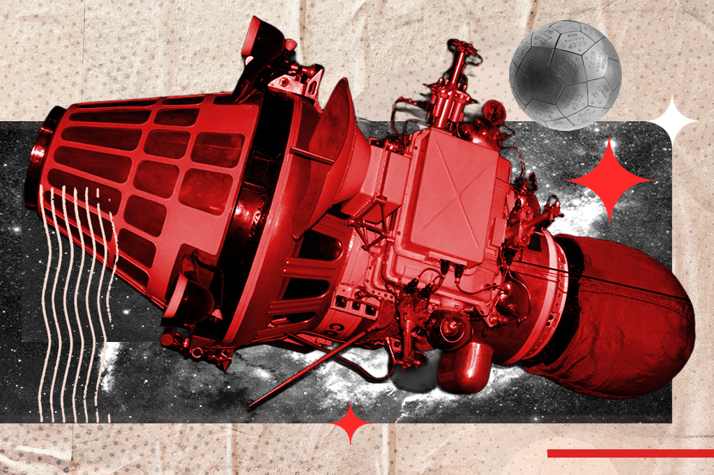 Colagem de um sat&eacute;lite vermelho com detalhes mec&acirc;nicos complexos, flutuando sobre um fundo de c&eacute;u estrelado em preto e branco. Acima, uma esfera cinza com hex&aacute;gonos e a inscri&ccedil;&atilde;o 
