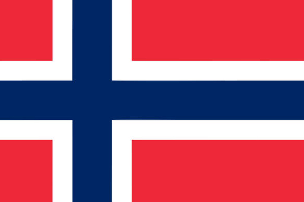 Bandeira da Noruega, com fundo vermelho e uma cruz n&oacute;rdica azul-marinho contornada por branco, estendendo-se at&eacute; as bordas.